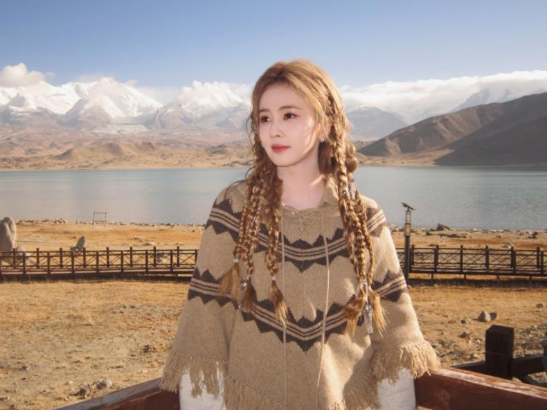 麻花辫女孩白鹿4K电脑壁纸